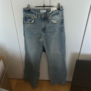 Zara Mid Rise Full Length Wide Leg Jean